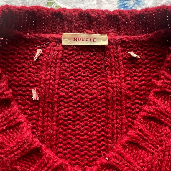 Red Abercrombie and Fitch Muscle Sweater - Picture 2 of 4